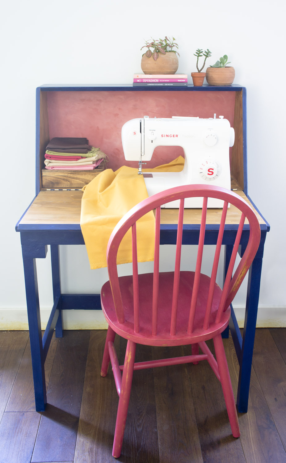 Cómo hacer una mesa para la máquina de coser · Decoración